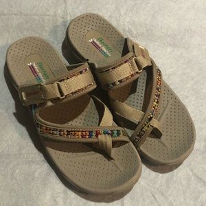 Skechers ladies size 9 sandals